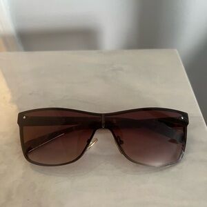 Steve Madden Tortoise Brown Sunglasses